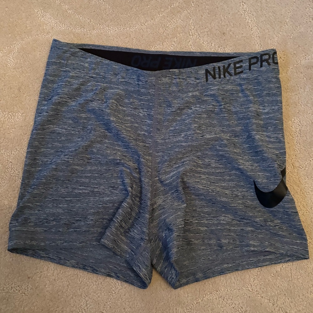 Nike Pro Women's 3" Shorts Size Large